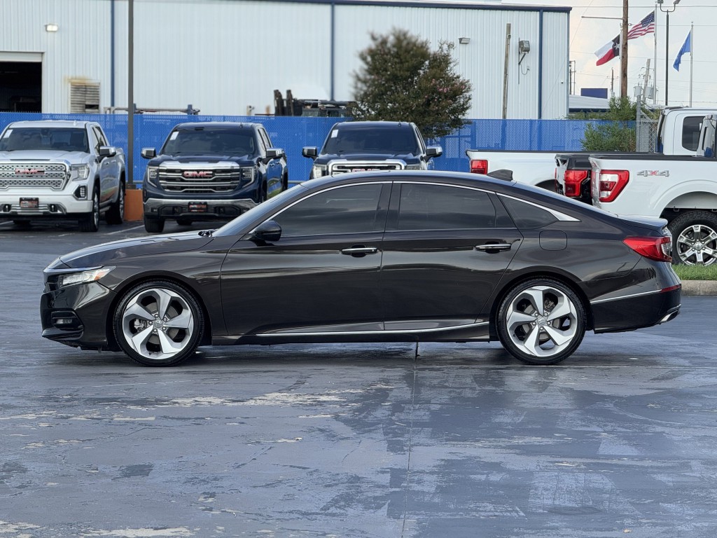 2018 Honda Accord Image 9