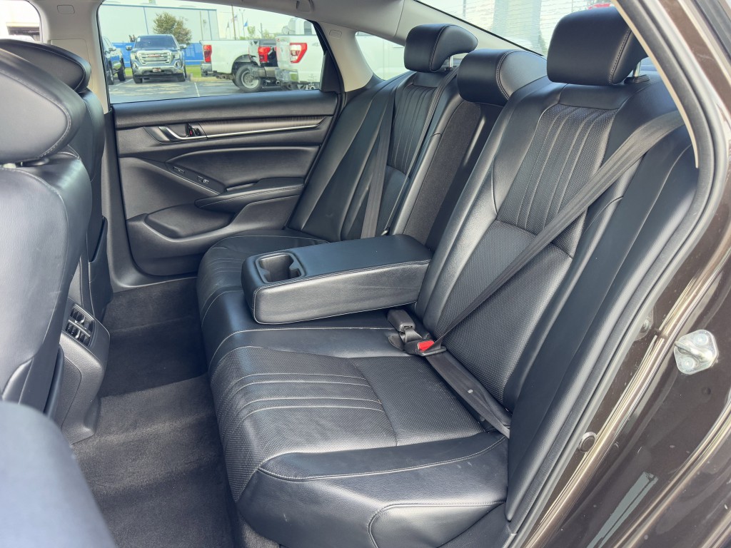 2018 Honda Accord Image 27