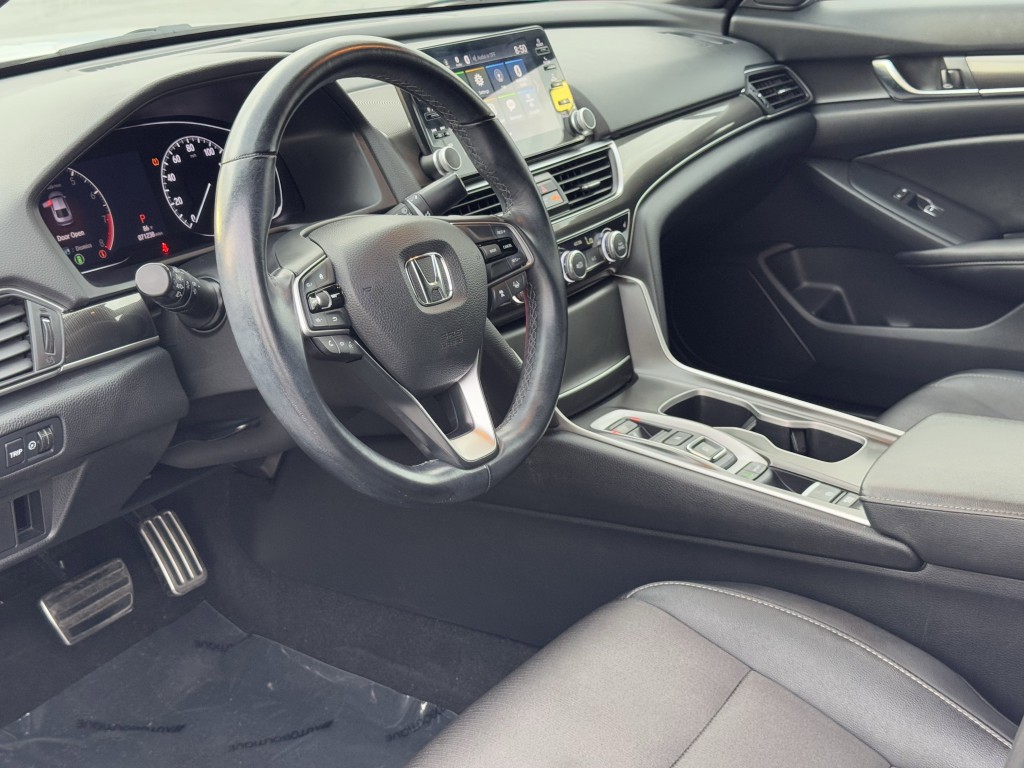 2019 Honda Accord Image 12
