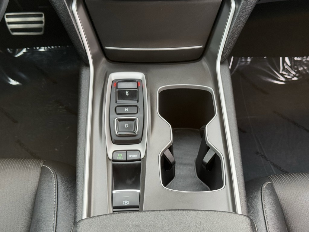 2019 Honda Accord Image 23