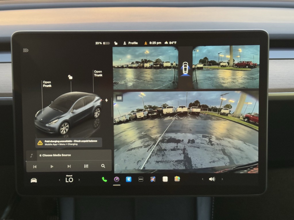 2024 Tesla Model Y Image 18