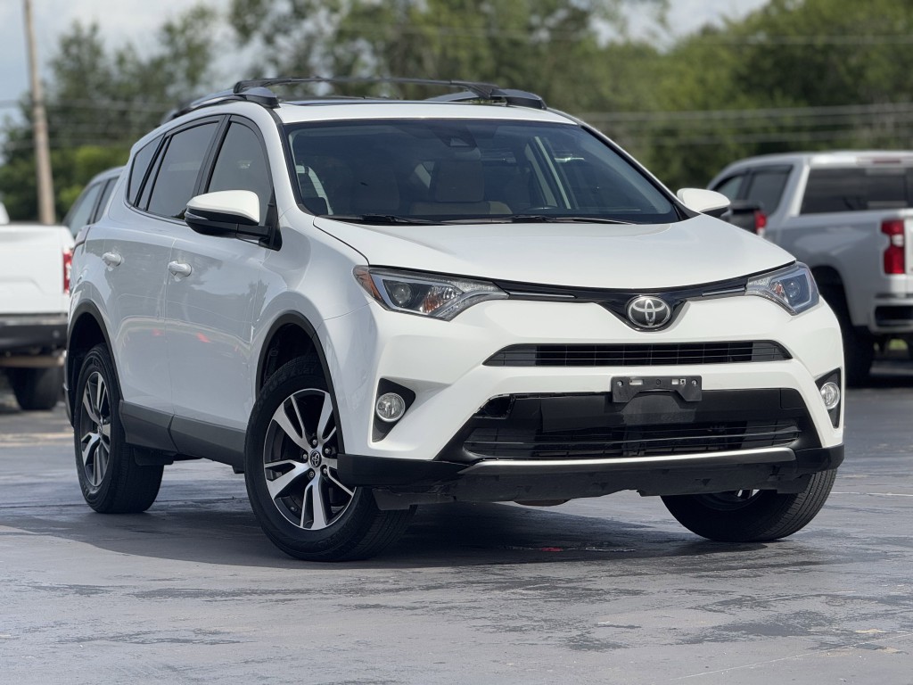 2018 Toyota Rav4 Image 3