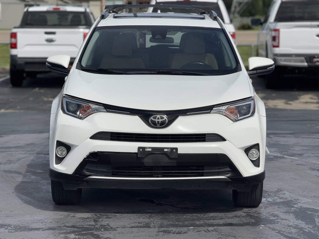 2018 Toyota Rav4 Image 5