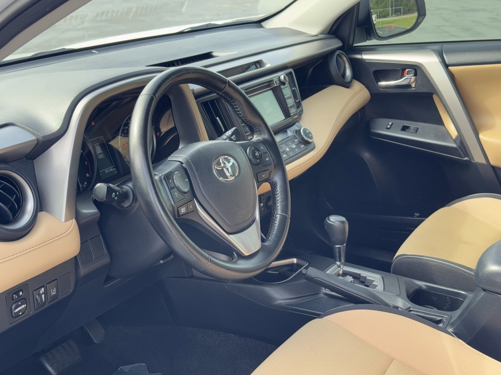 2018 Toyota Rav4 Image 12