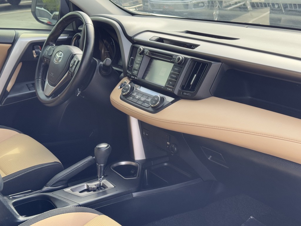 2018 Toyota Rav4 Image 13