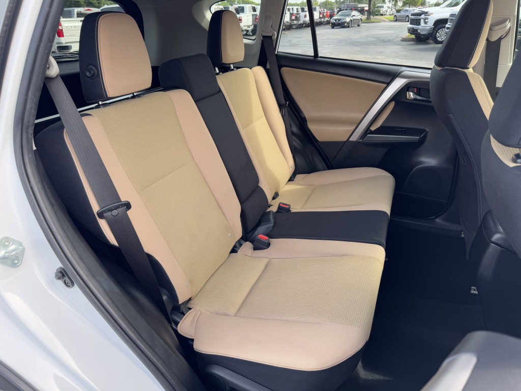 2018 Toyota Rav4 Image 25