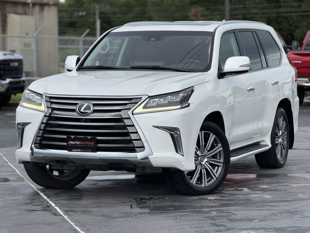 2017 Lexus LX Image 5