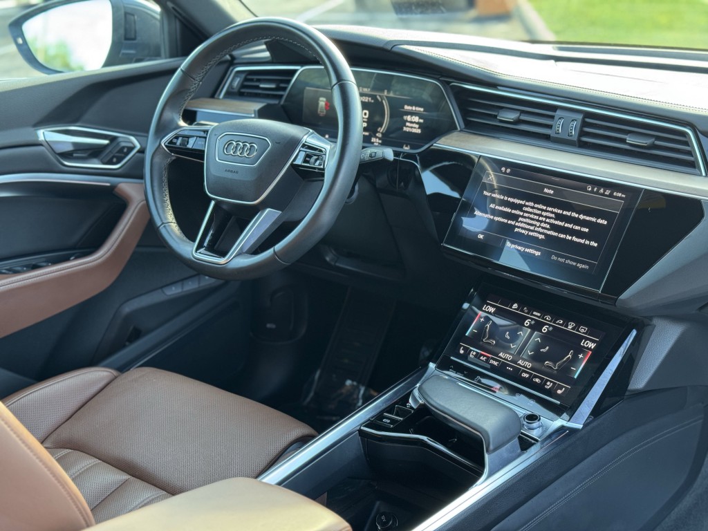 2024 Audi Q8 e-tron Sportback Image 14
