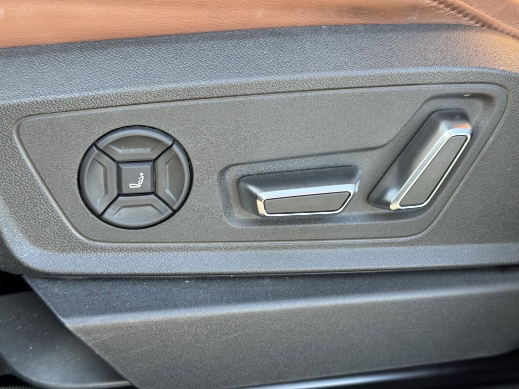 2024 Audi Q8 e-tron Sportback Image 30