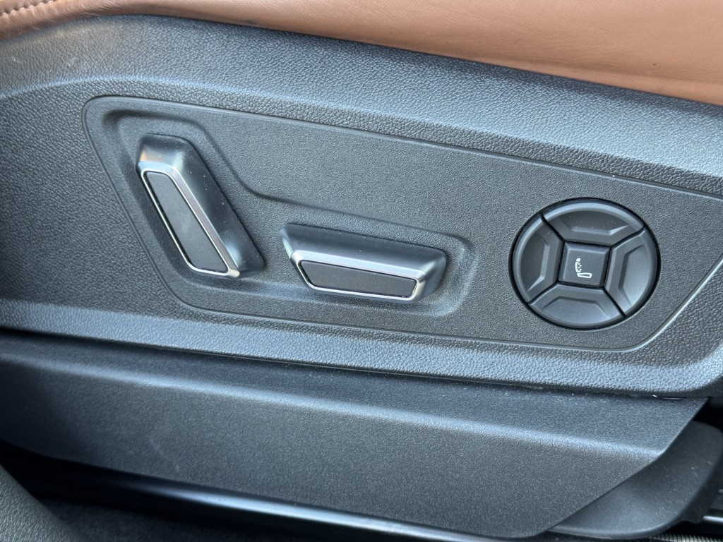 2024 Audi Q8 e-tron Sportback Image 33