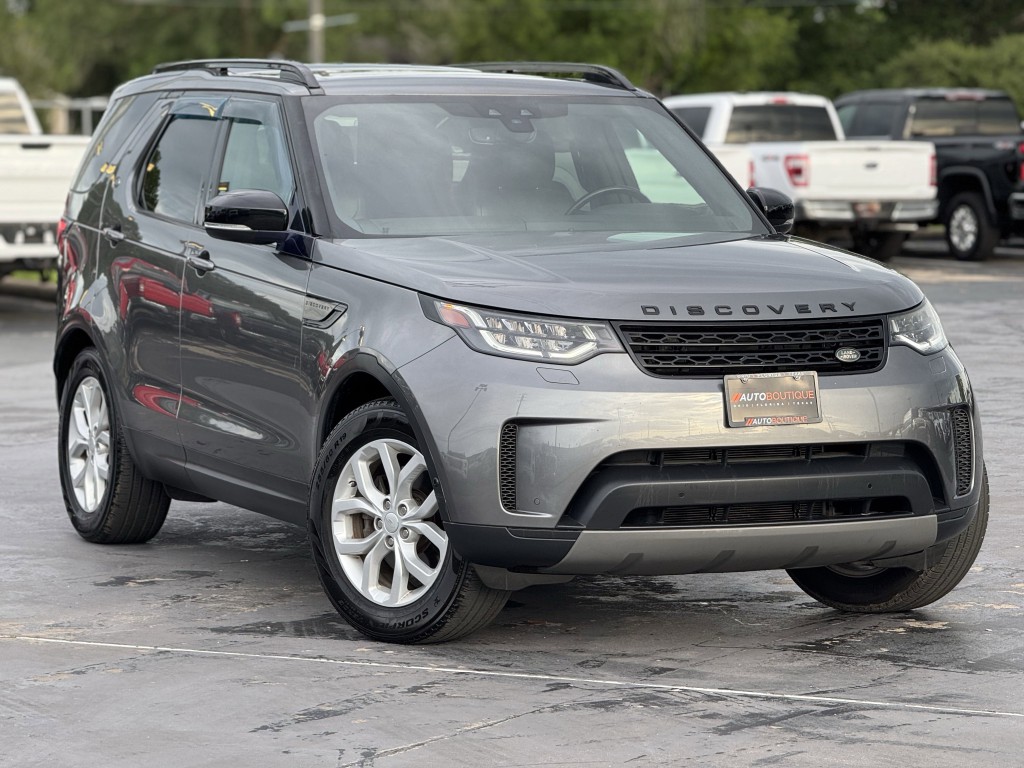 2018 Land Rover Discovery Image 3