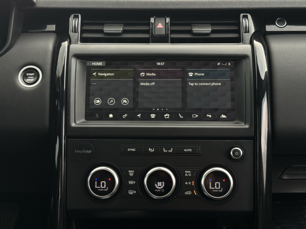 2018 Land Rover Discovery Image 19