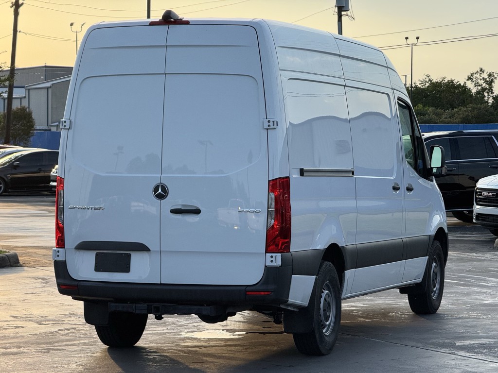 2023 Mercedes-Benz Sprinter Cargo Image 7
