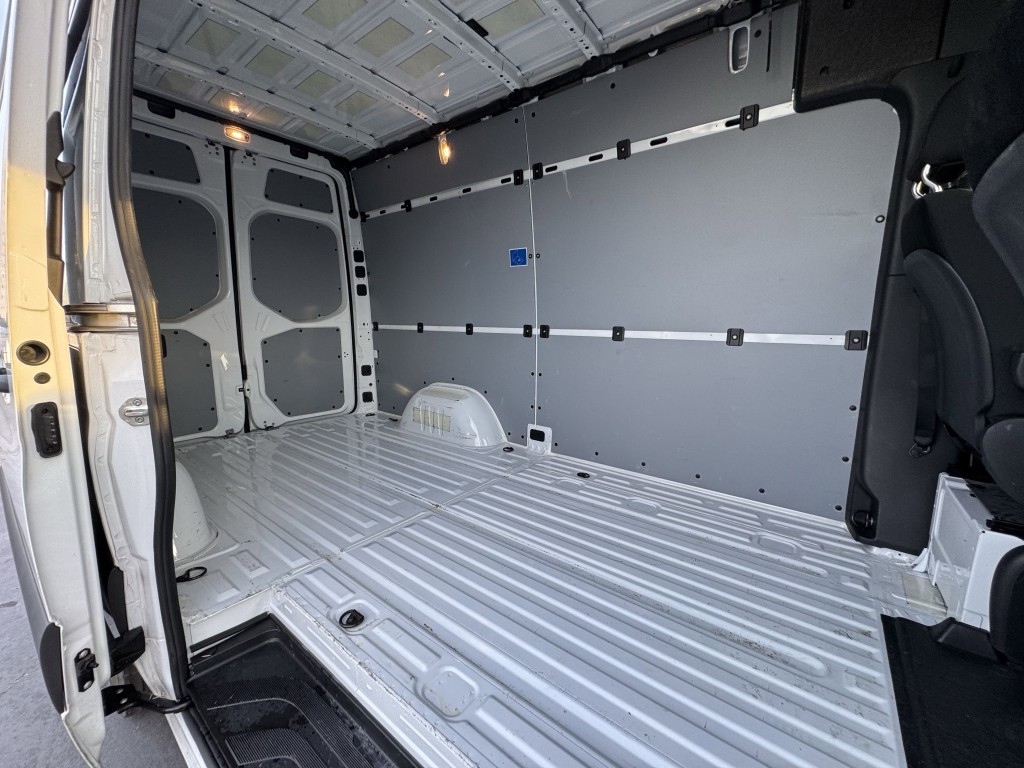2023 Mercedes-Benz Sprinter Cargo Image 11