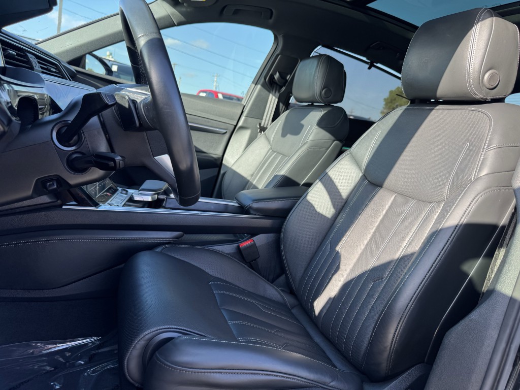 2024 Audi Q8 e-tron Sportback Image 28