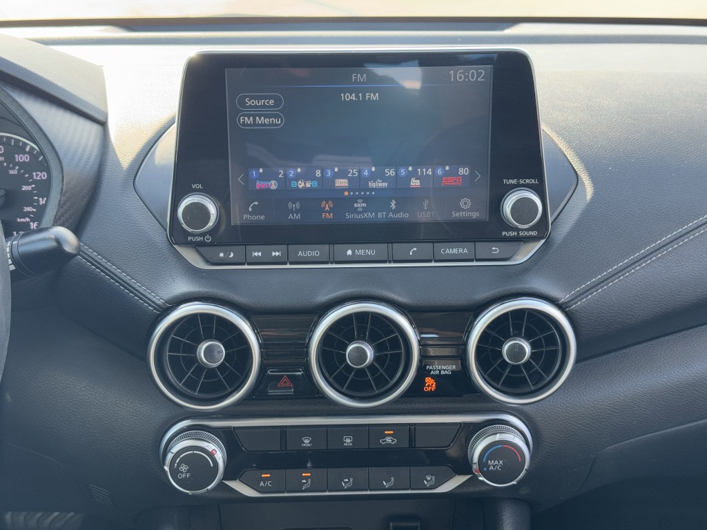 2022 Nissan Sentra Image 19