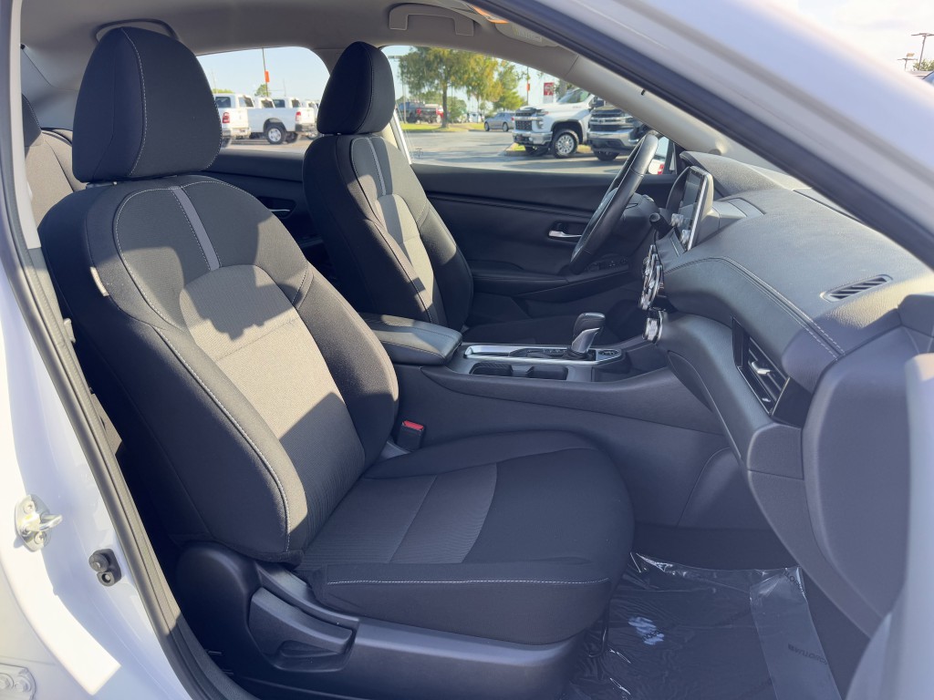 2022 Nissan Sentra Image 25