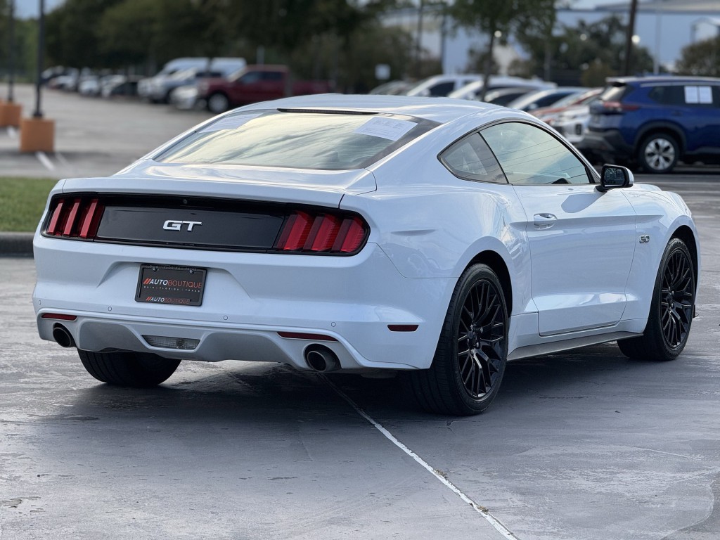 2017 Ford Mustang Image 9