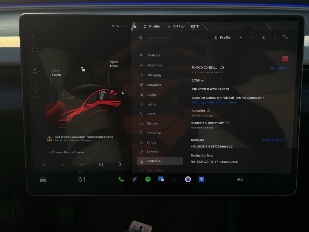 2025 Tesla Model 3 Image 18