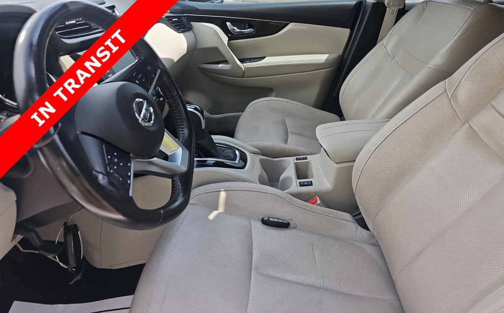 2019 Nissan Rogue Image 8