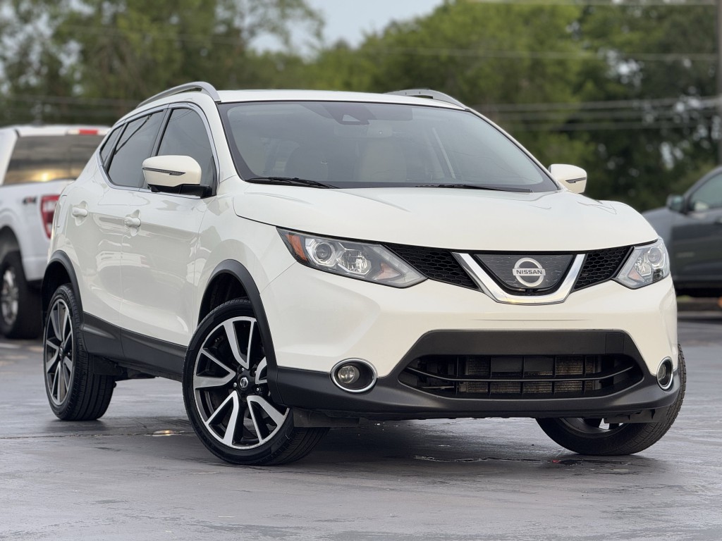 2019 Nissan Rogue Image 3