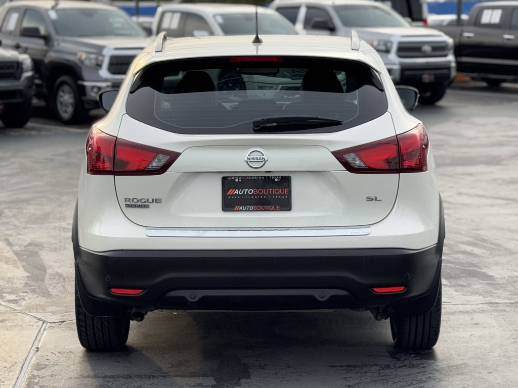 2019 Nissan Rogue Image 6