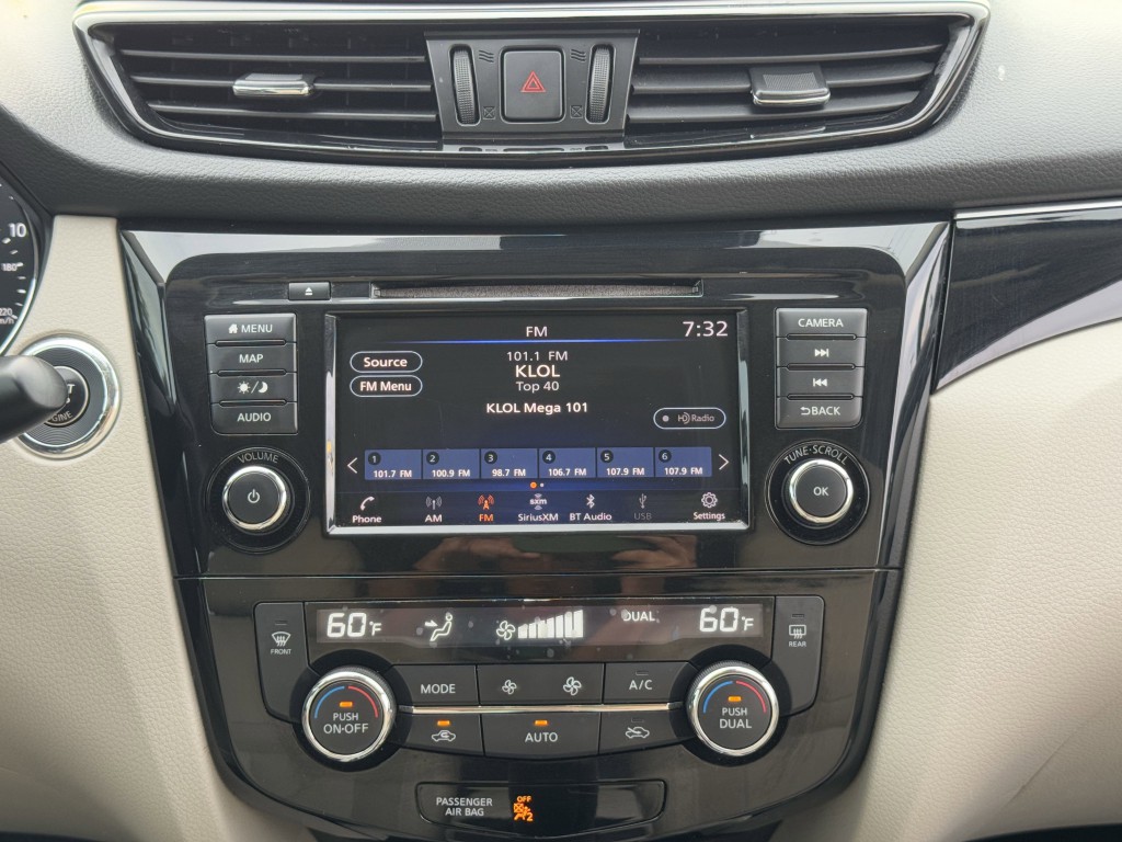 2019 Nissan Rogue Image 19