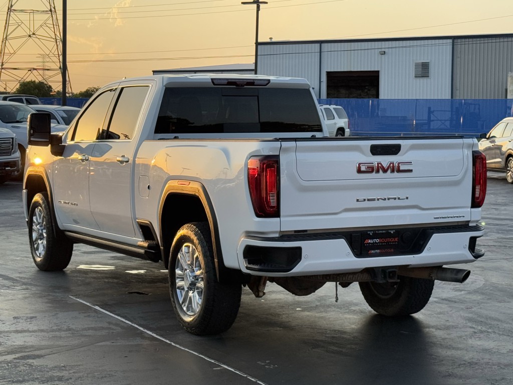 2022 GMC Sierra 2500 Image 9