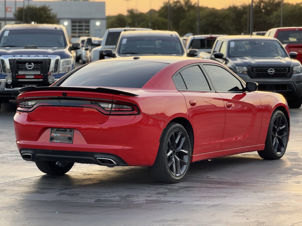 2021 Dodge Charger Image 11