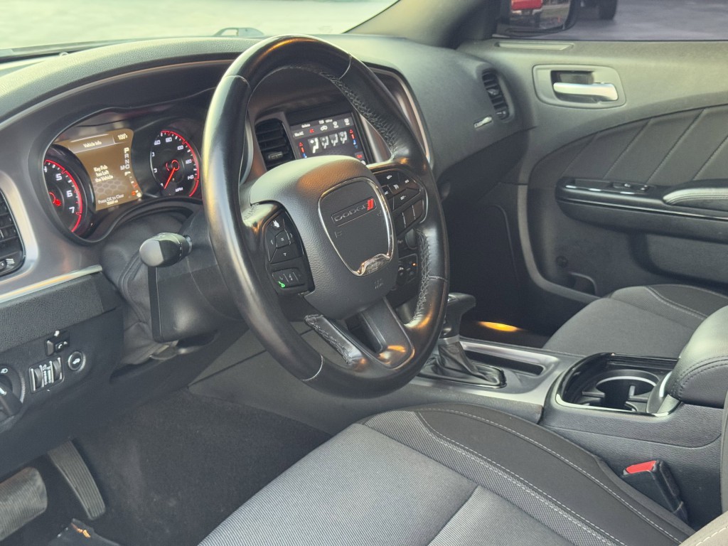 2021 Dodge Charger Image 12