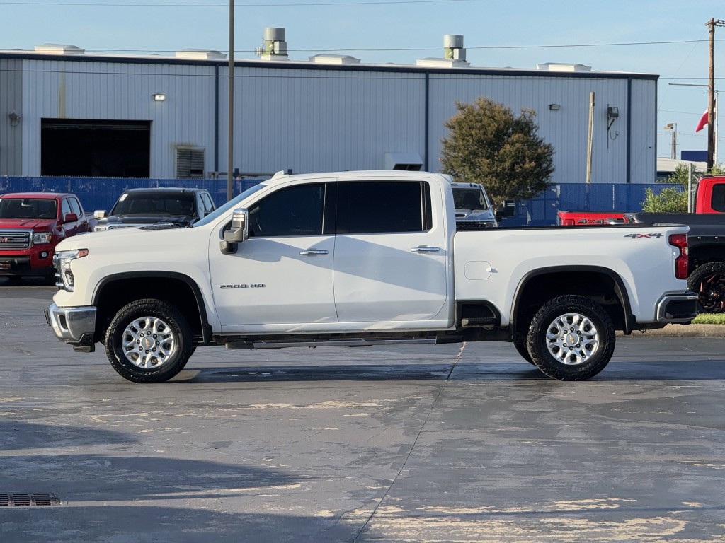 2024 Chevrolet Silverado 1500 Image 8