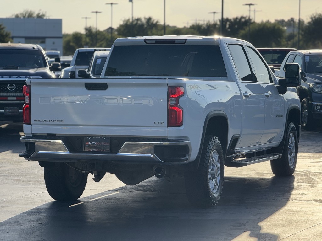 2024 Chevrolet Silverado 1500 Image 10