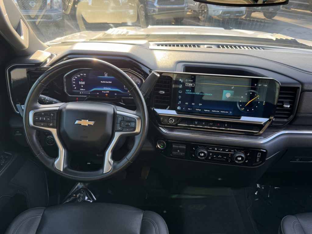 2024 Chevrolet Silverado 1500 Image 14