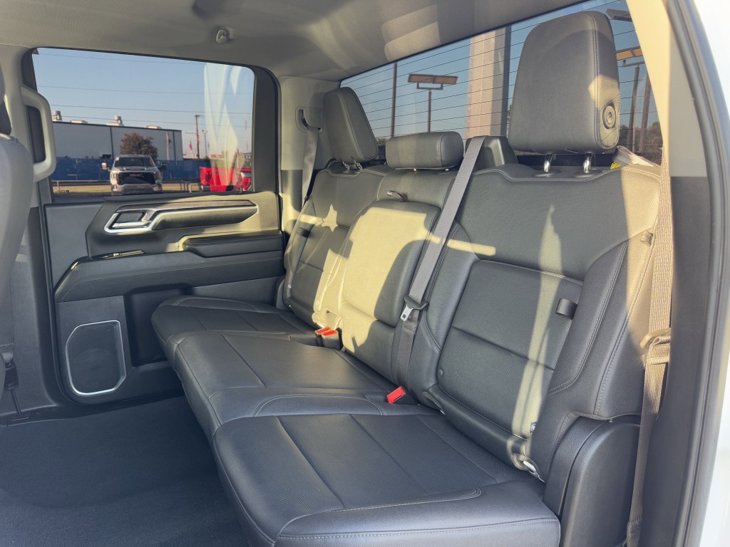 2024 Chevrolet Silverado 1500 Image 27