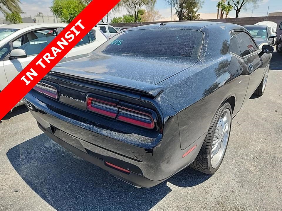 2017 Dodge Challenger Image 6