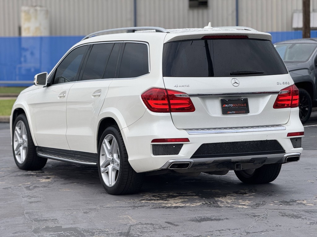 2015 Mercedes-Benz GL-Class Image 9