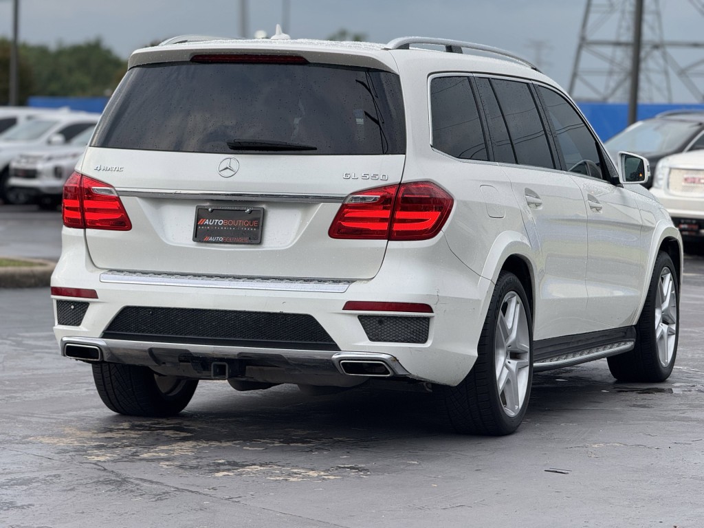 2015 Mercedes-Benz GL-Class Image 10