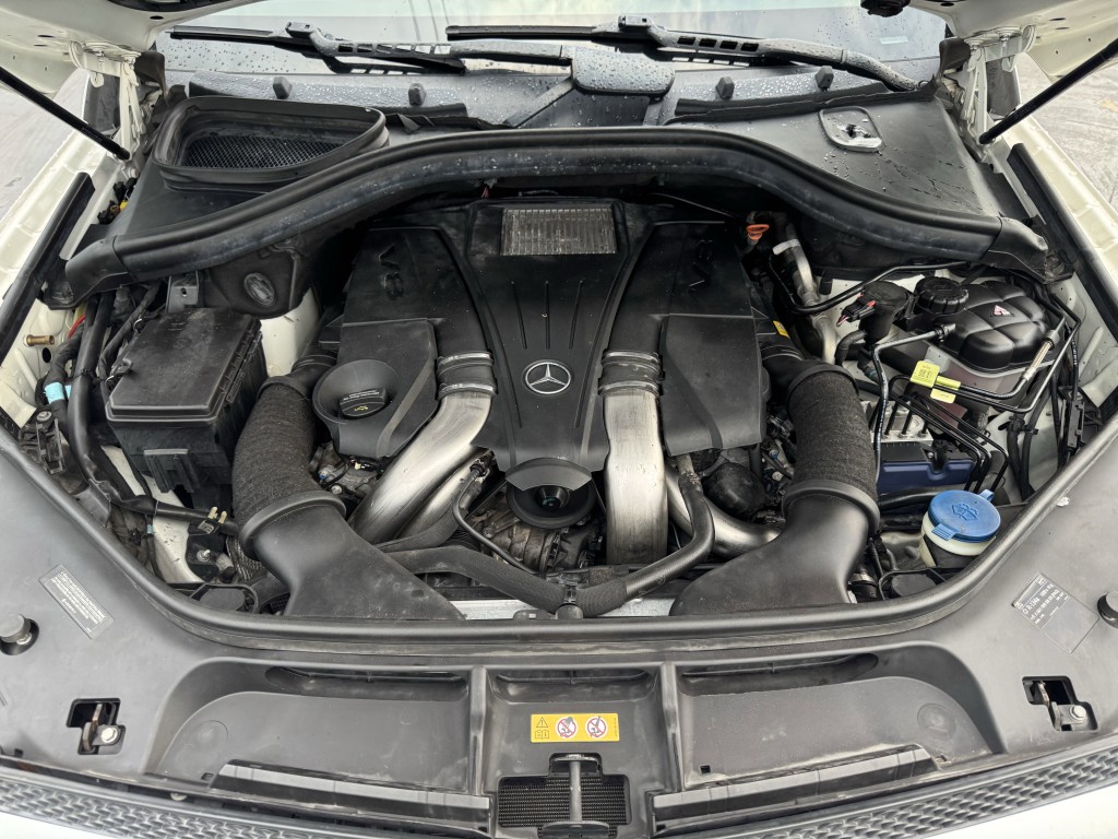 2015 Mercedes-Benz GL-Class Image 12