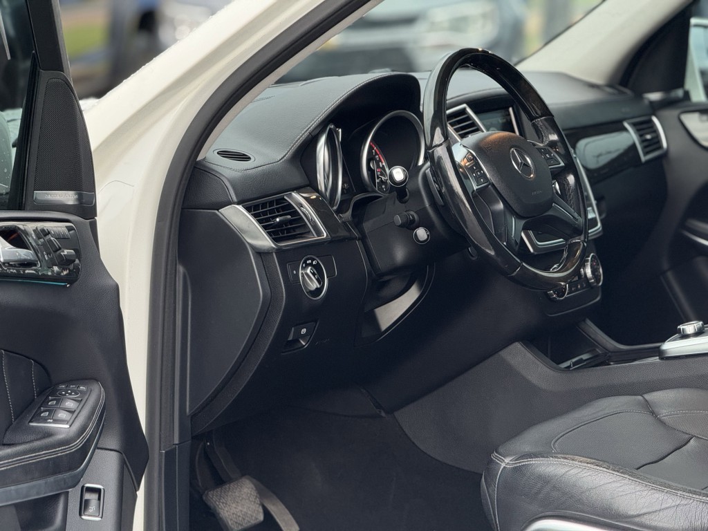 2015 Mercedes-Benz GL-Class Image 13