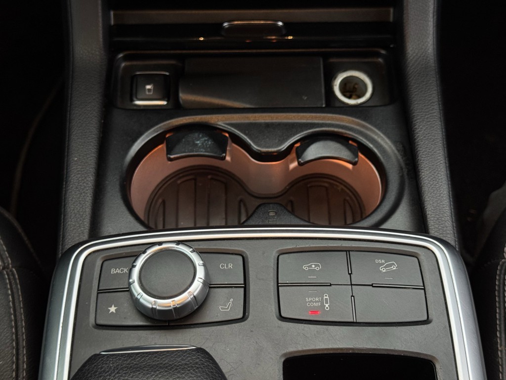 2015 Mercedes-Benz GL-Class Image 23