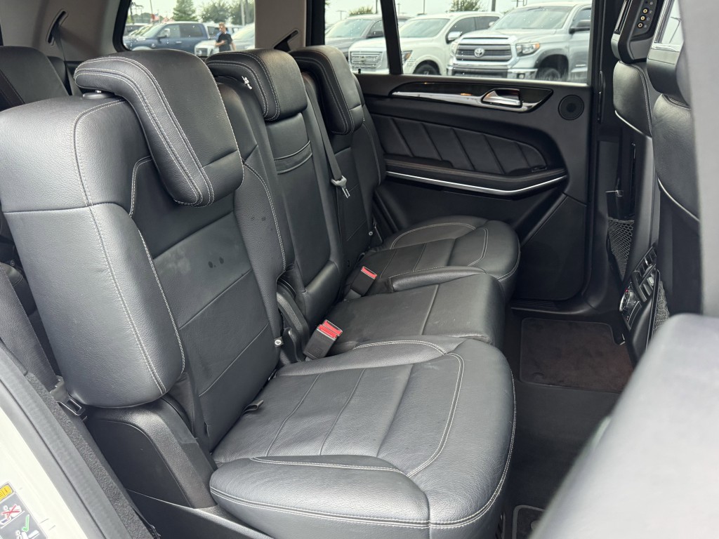 2015 Mercedes-Benz GL-Class Image 29