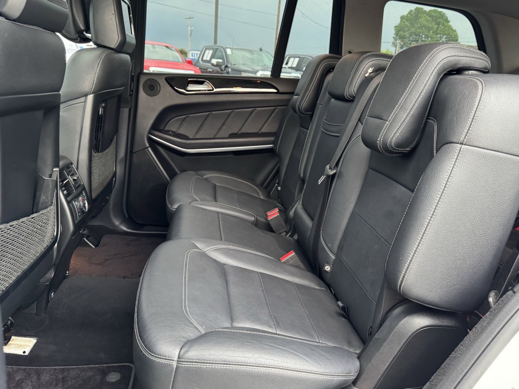 2015 Mercedes-Benz GL-Class Image 33