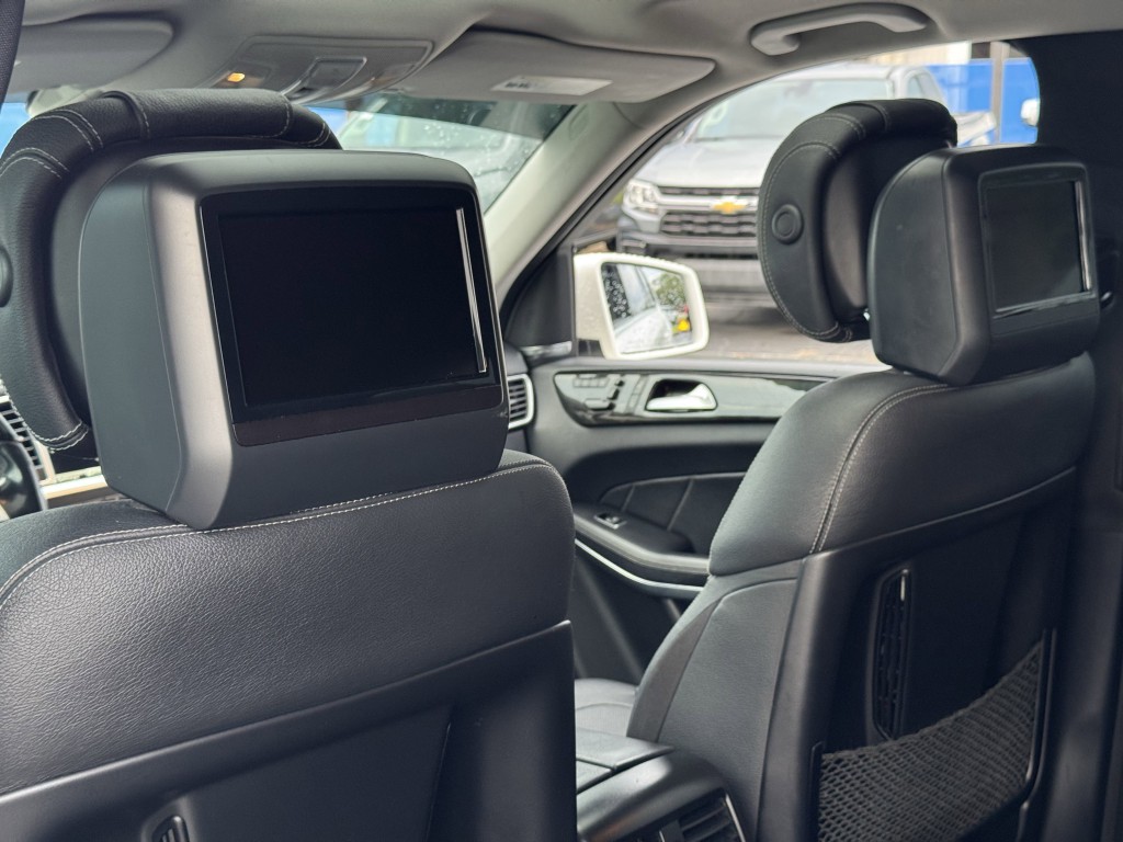 2015 Mercedes-Benz GL-Class Image 34