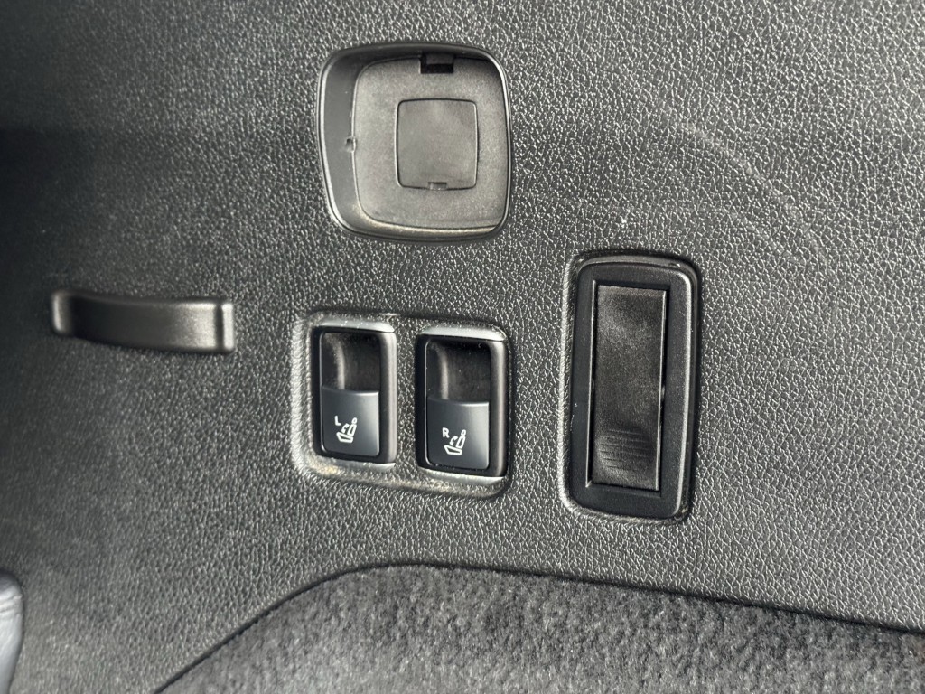 2015 Mercedes-Benz GL-Class Image 38
