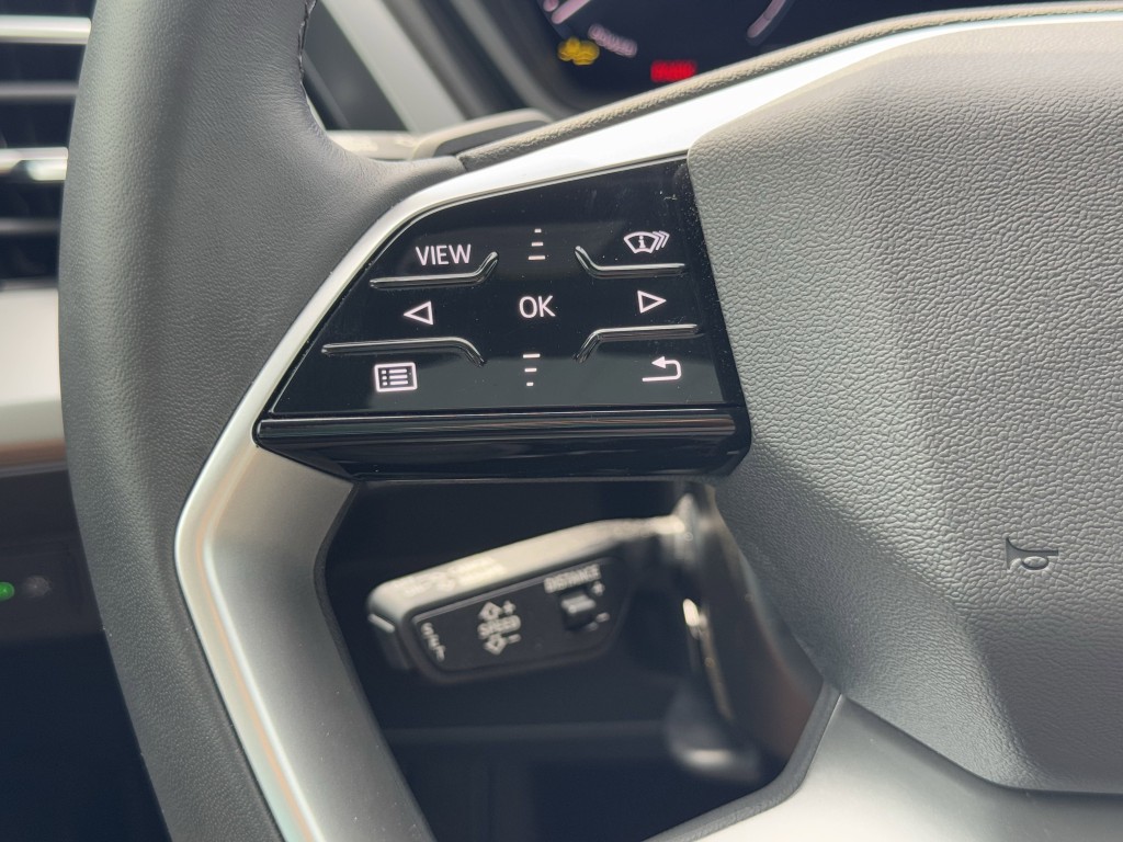 2025 Audi Q4 e-tron Image 16