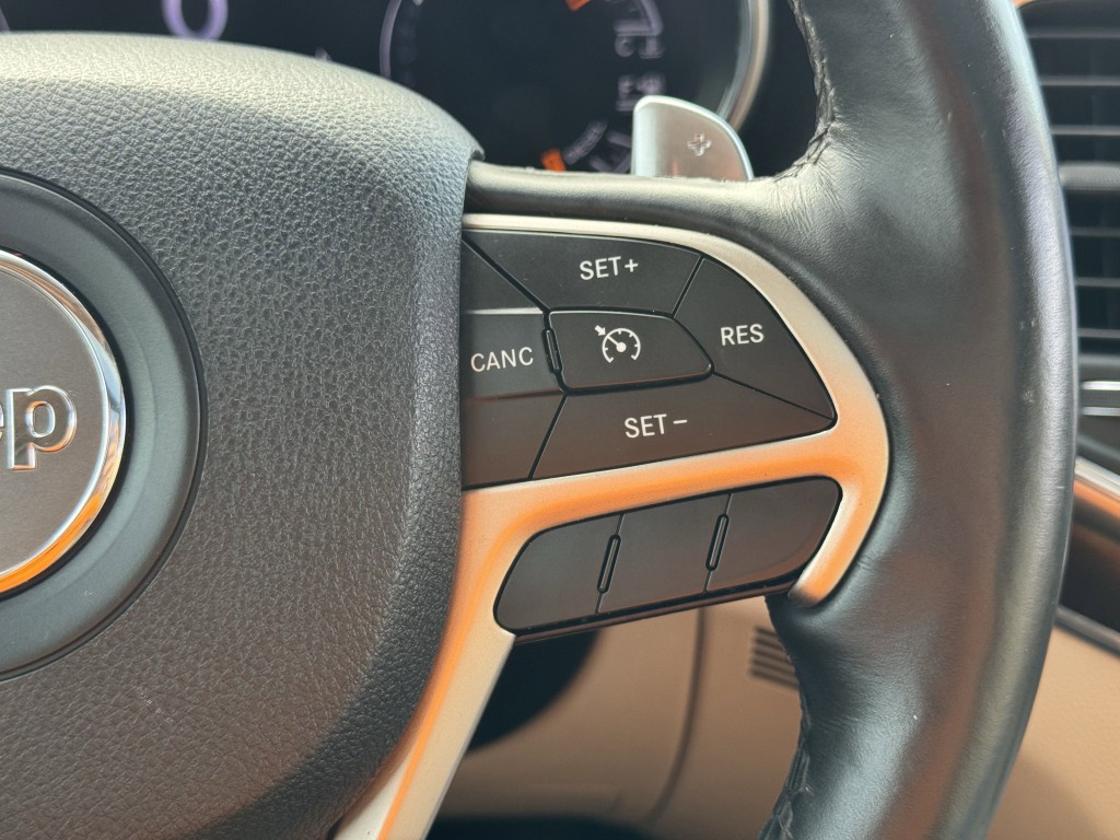 2014 Jeep Grand Cherokee Image 17