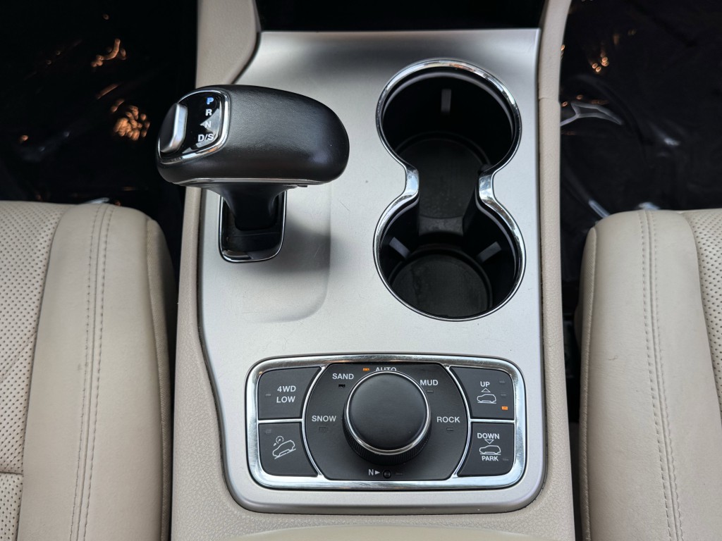 2014 Jeep Grand Cherokee Image 22