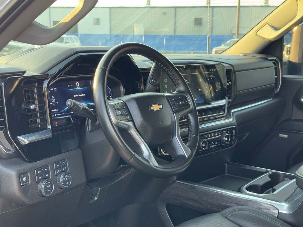 2024 Chevrolet Silverado 1500 Image 12