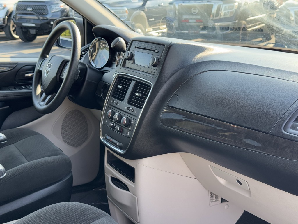2016 Dodge Grand Caravan Image 13