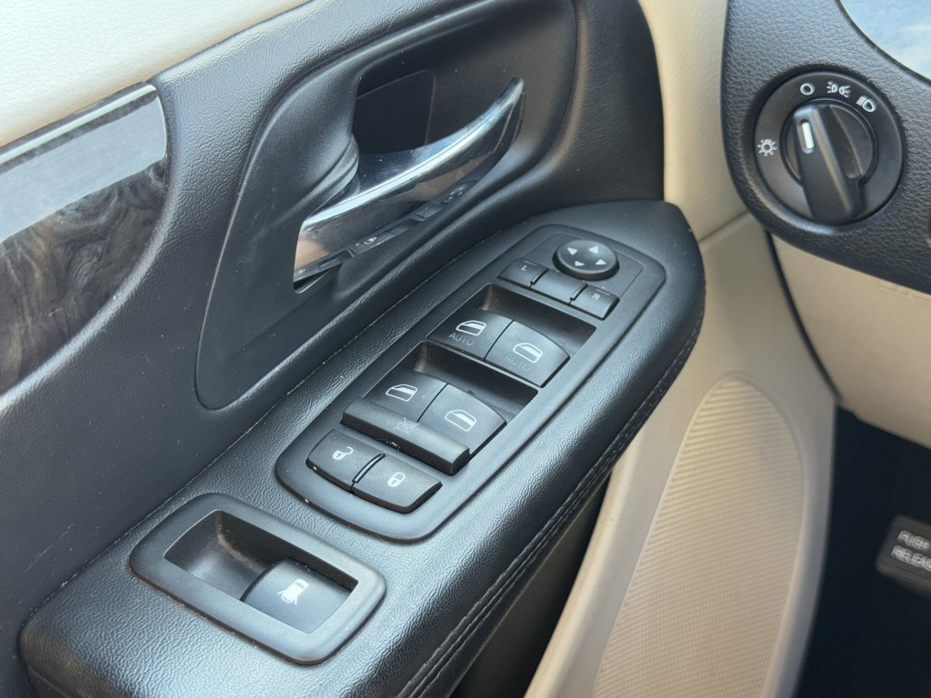 2016 Dodge Grand Caravan Image 19